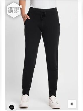 Coolibar Women's Maho Weekend Pants | Black